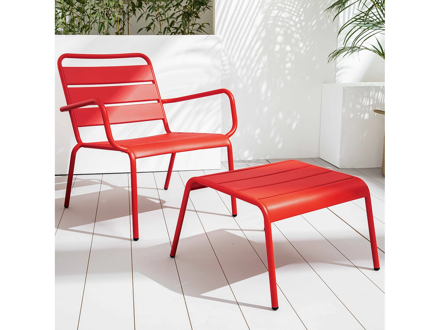 Lot 2 fauteuils relax avec repose-pieds métal gris et rouge - Palavas