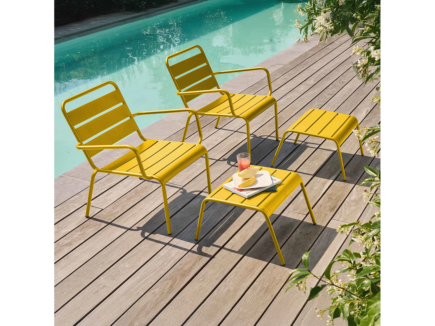 Lot de 2 fauteuils relax avec repose-pieds en métal jaune - Palavas