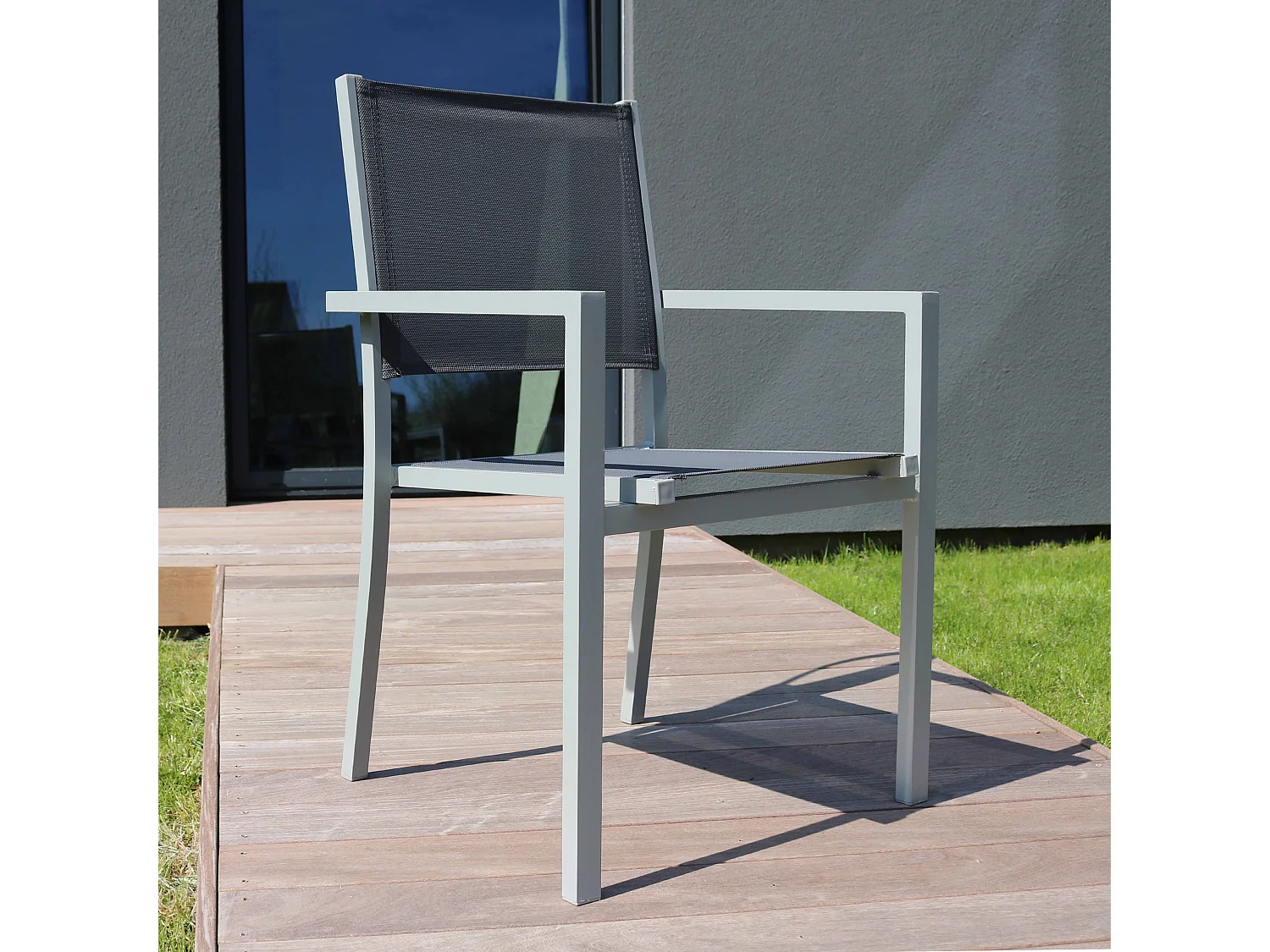 Lot de 2 fauteuils de jardin en aluminium et textilène gris