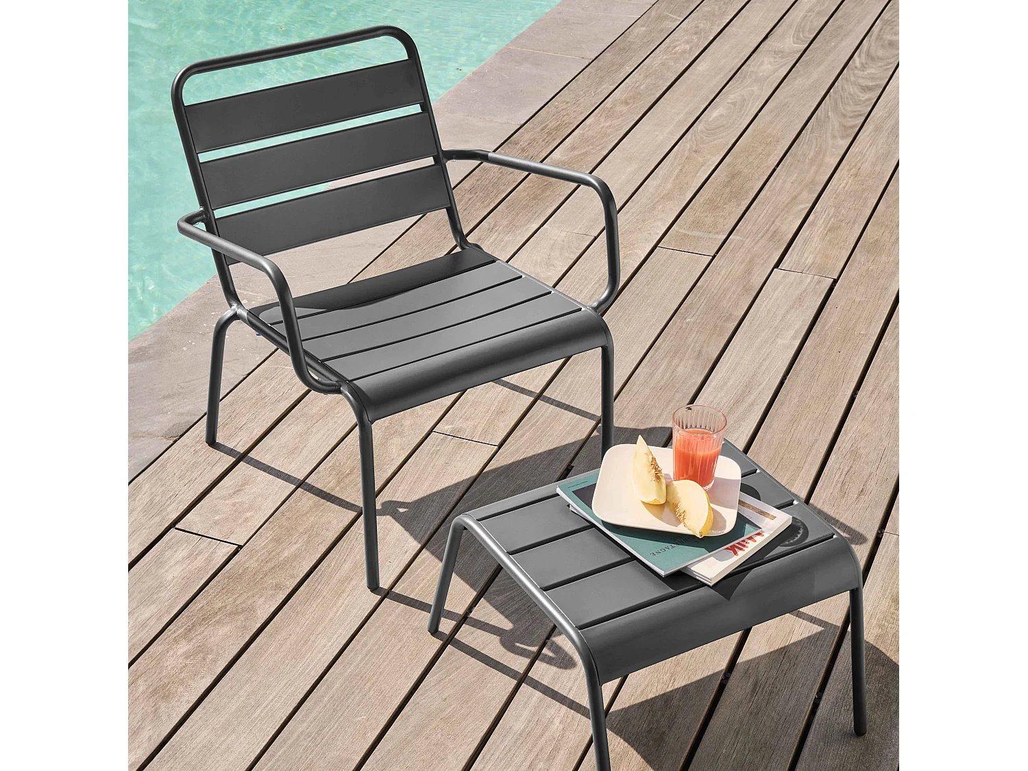 Fauteuil relax et repose pied en métal anthracite - Palavas