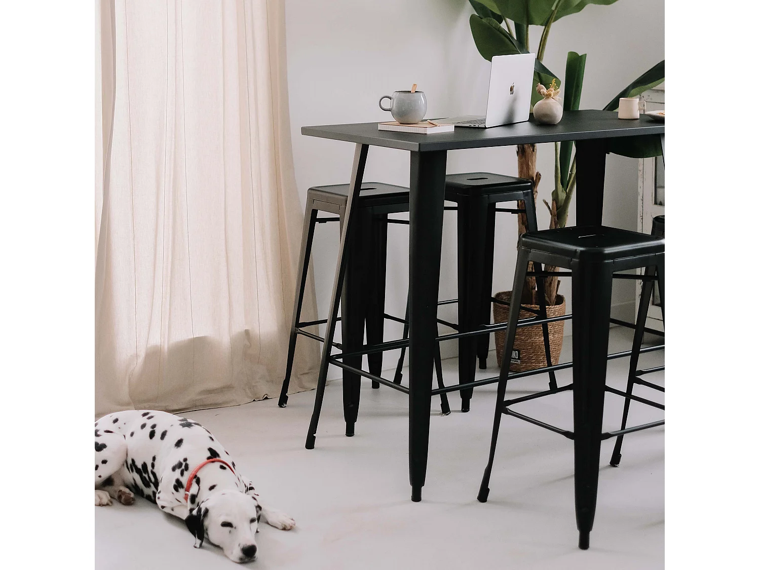 Table haute rectangulaire de style industriel New-York