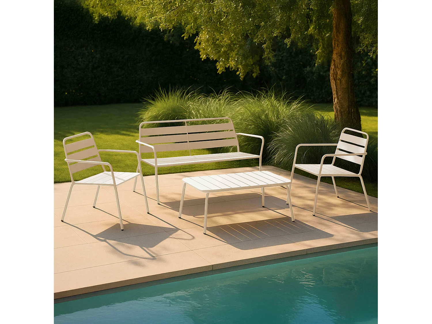 Salon de  jardin 4 places et 1 table basse en acier ivoire - Palavas