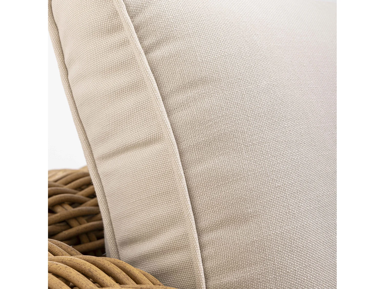 Salon de  jardin 5 places en résine tressée écru