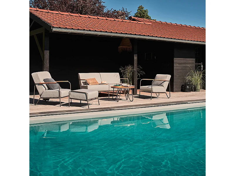 Salon de jardin 4 places en teck avec table basse