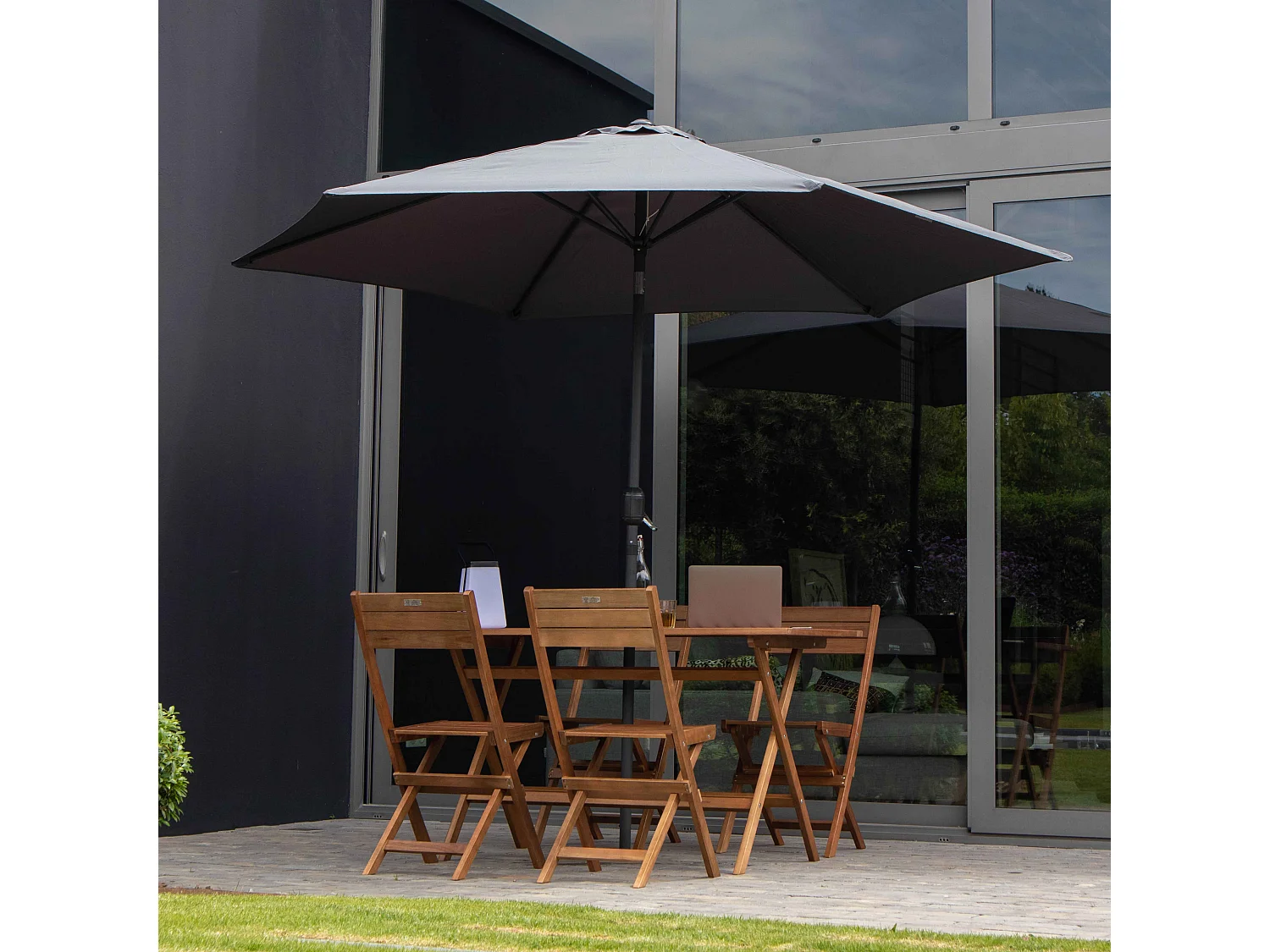 Parasol droit inclinable 3m et 4 dalles lestées aluminium gris - Matera