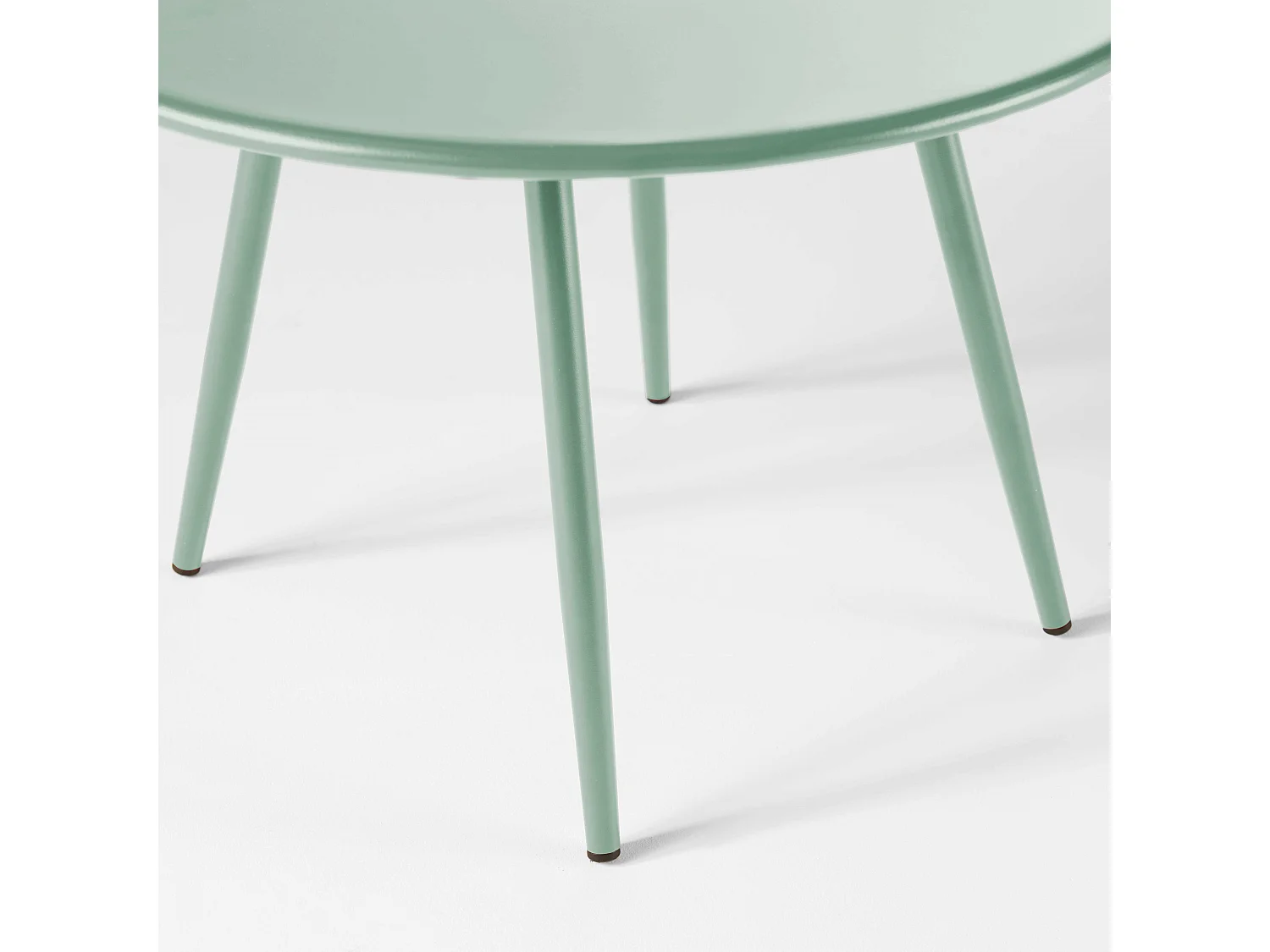 Ronde salontafel van groen salie metaal, 50 cm