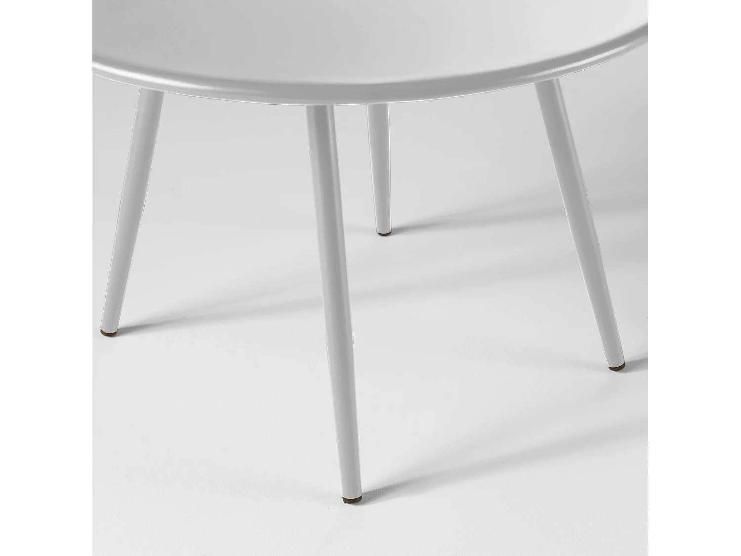 Table basse ronde en métal blanche  - Palavas