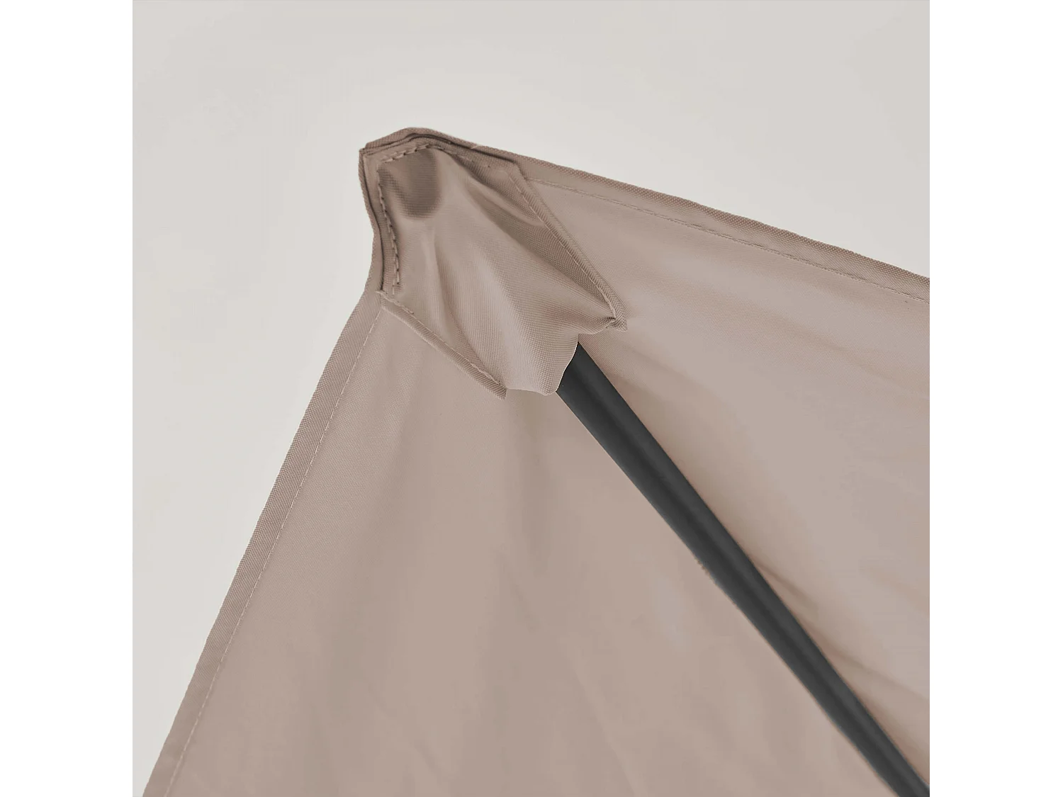 Parasol déporté 3x4m et 4 dalles à remplir aluminium taupe - Caserta