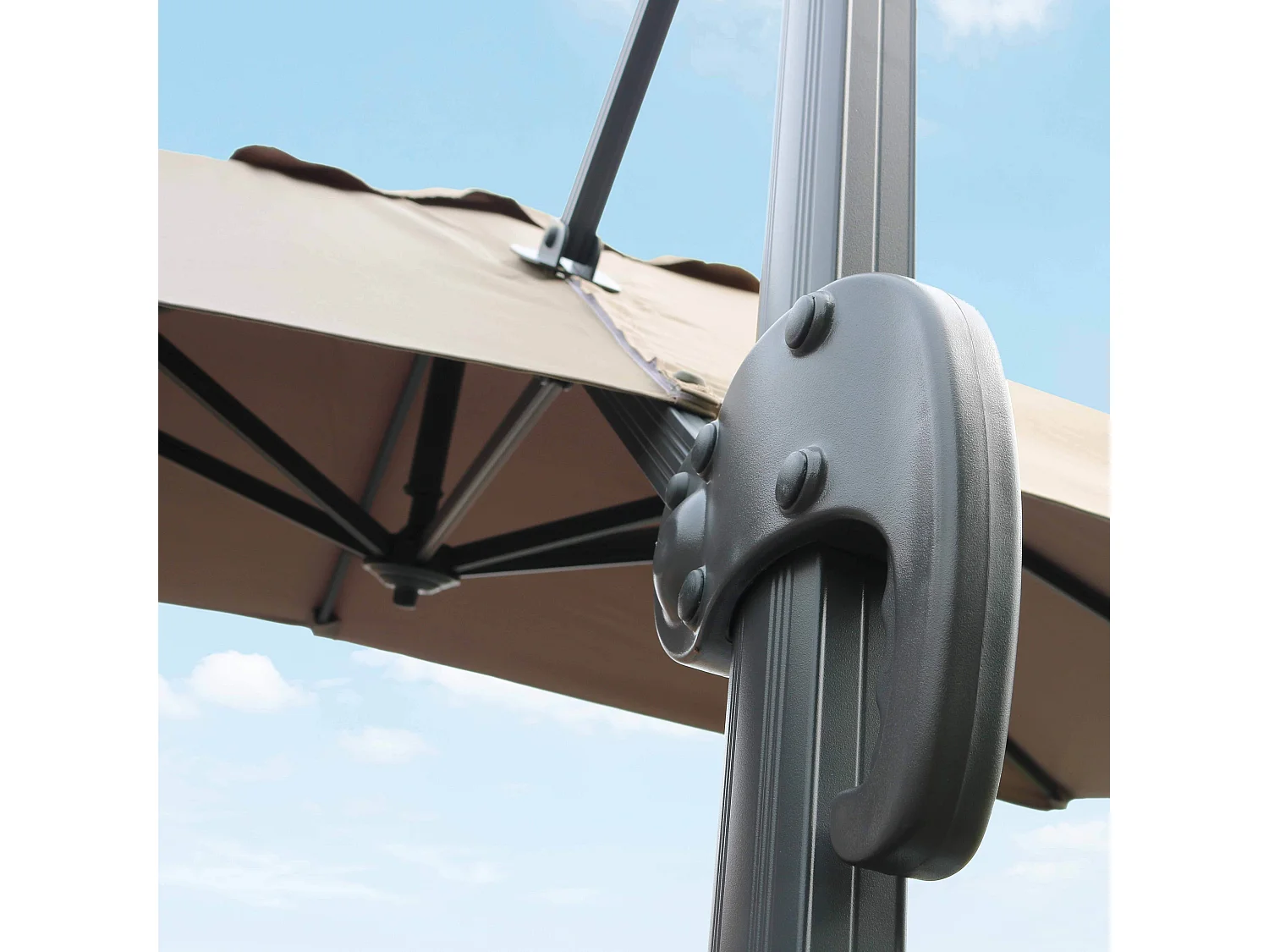 Parasol déporté rotatif 2x3m en aluminium taupe - Amalya