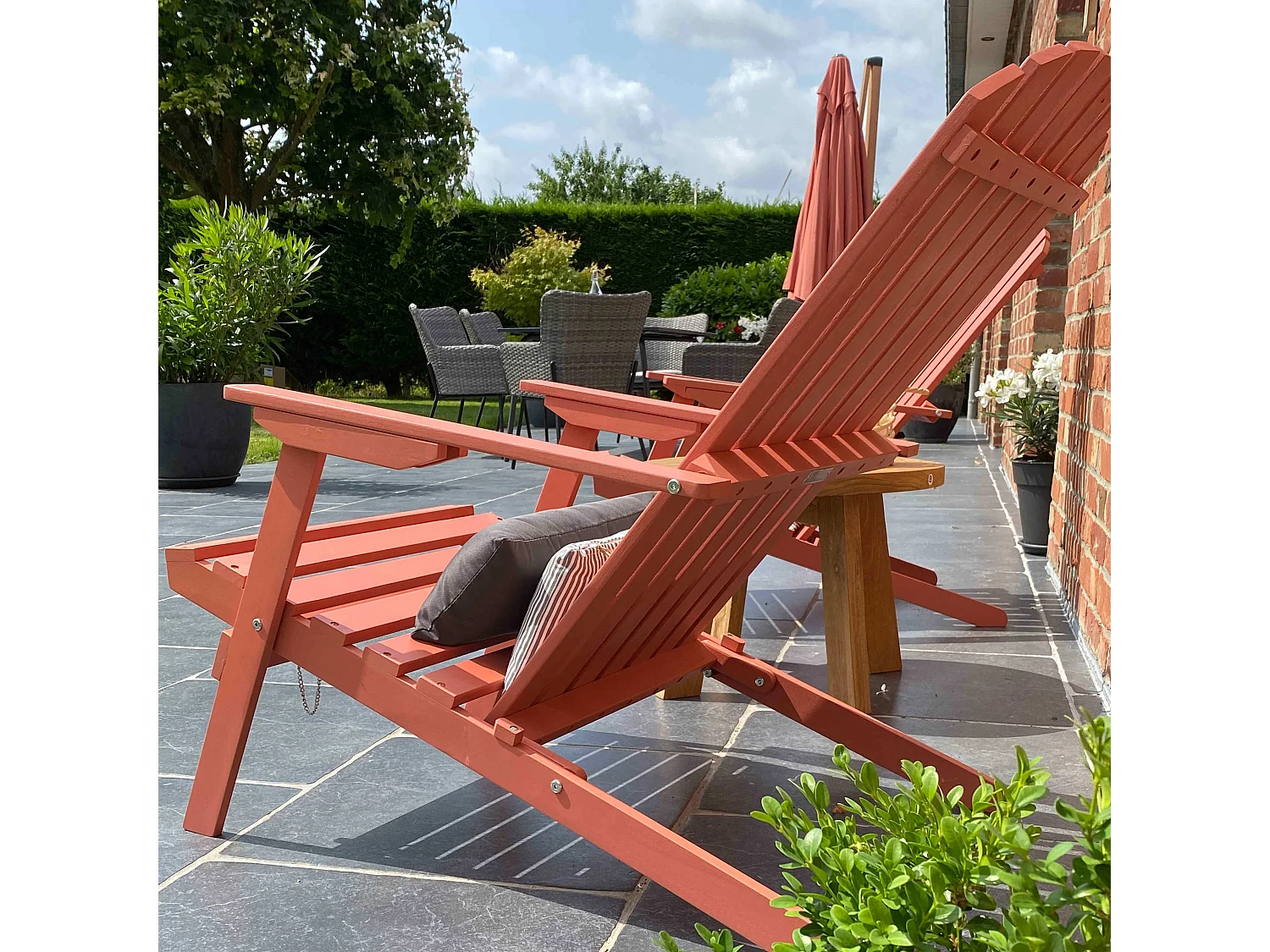 Lot de 2 fauteuils pliant en bois d'eucalyptus terracotta