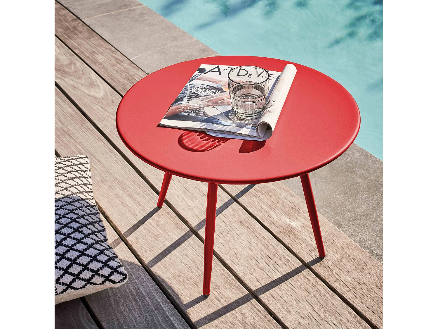 Table basse de jardin ronde en métal rouge 50 cm - Palavas