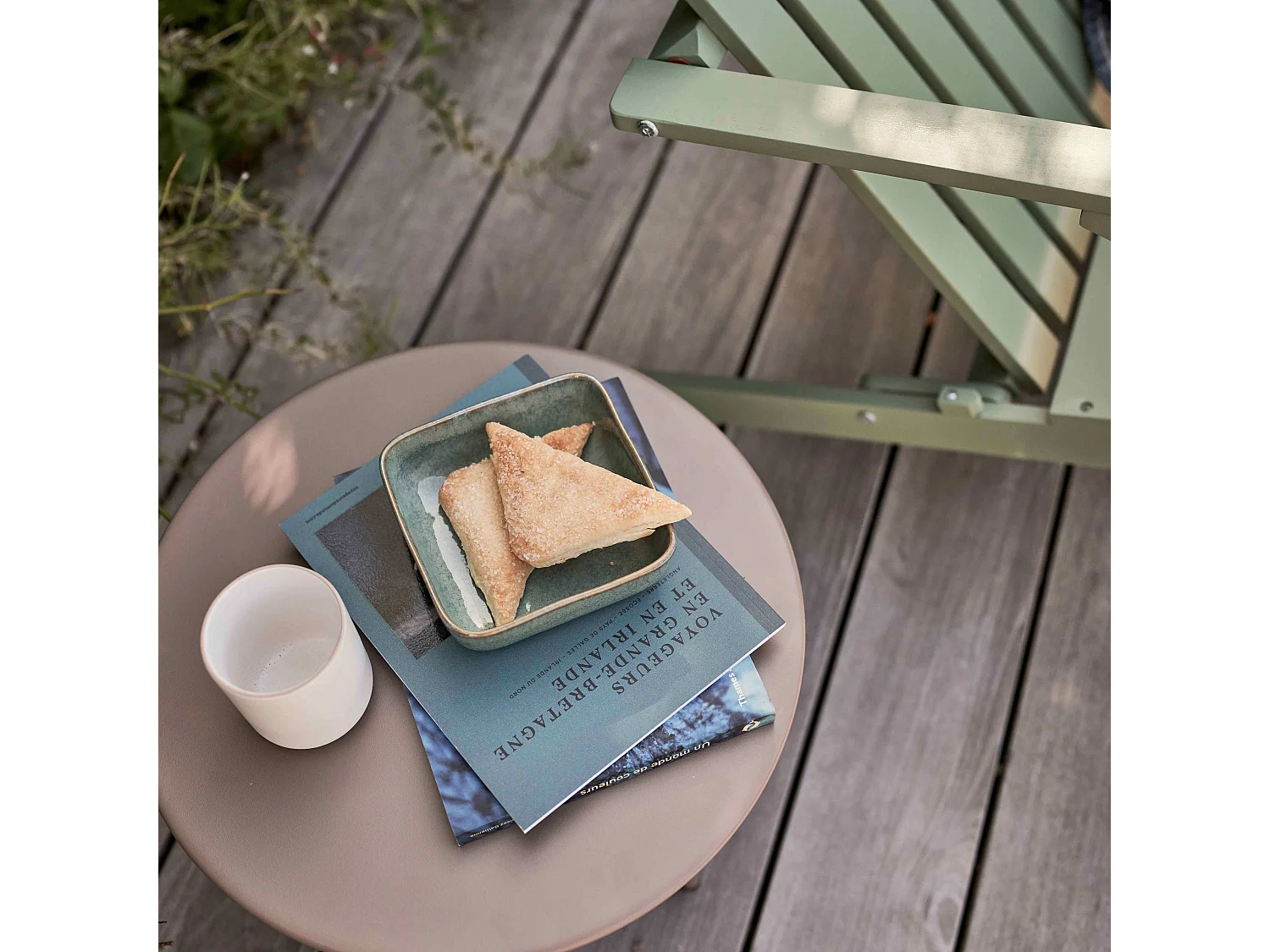Table basse de jardin ronde en métal taupe 50 cm - Palavas