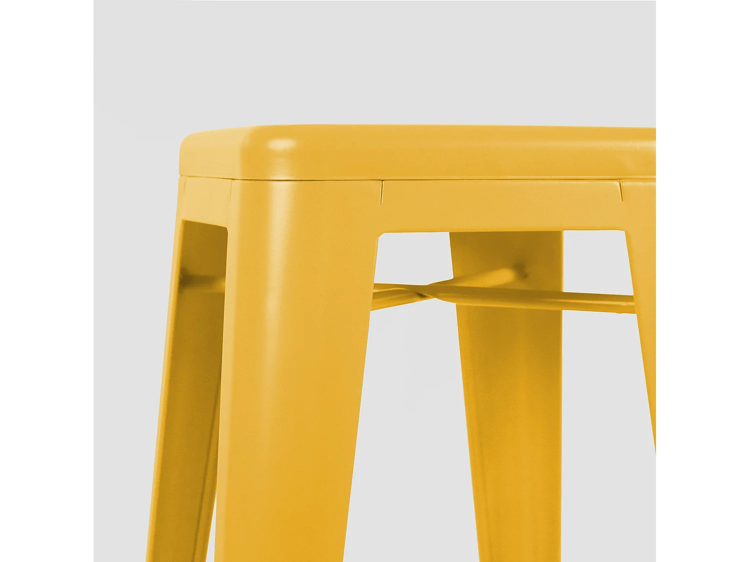 Lot 4 tabourets de bar en métal jaune mat