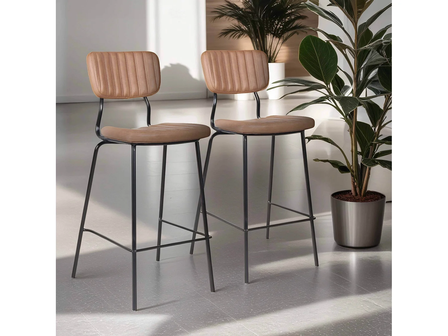 Lot de 2 chaises hautes en textile enduit marron clair