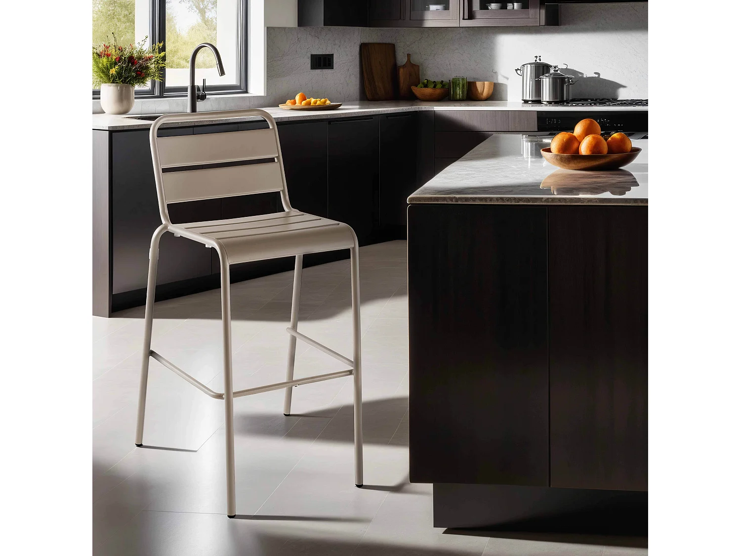 Chaise haute en métal taupe - Palavas