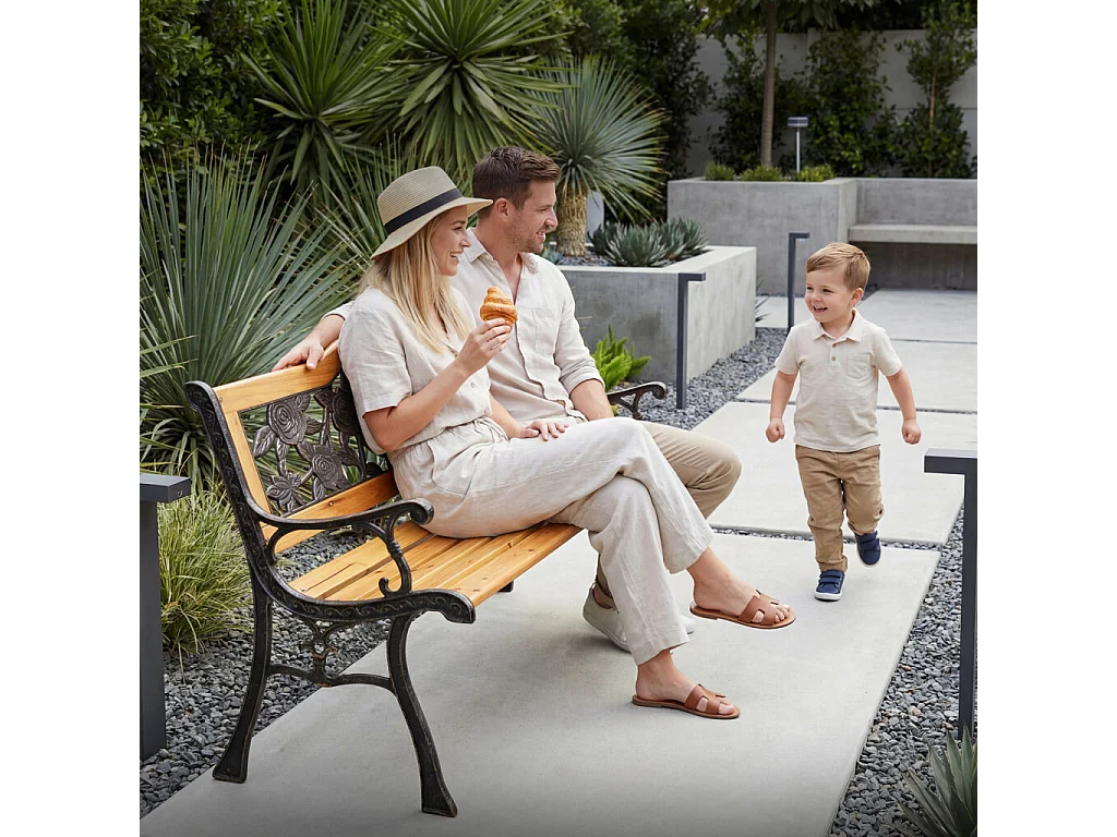 Banco de jardim preto ROSA com madeira envernizada e pernas de aço largura 127 cm