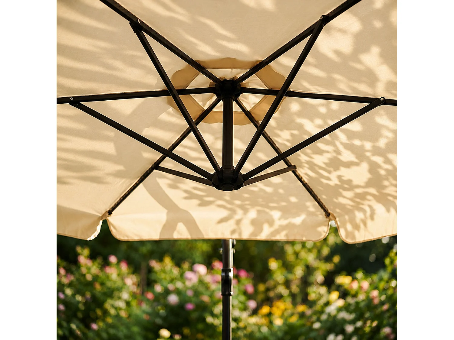 Tuinparasol CYNIA / Zweefparasol Met Voet / Verstelbare Hoogte / UV-bescherming, Waterdicht / Beige / 300 x 300 x 245 cm