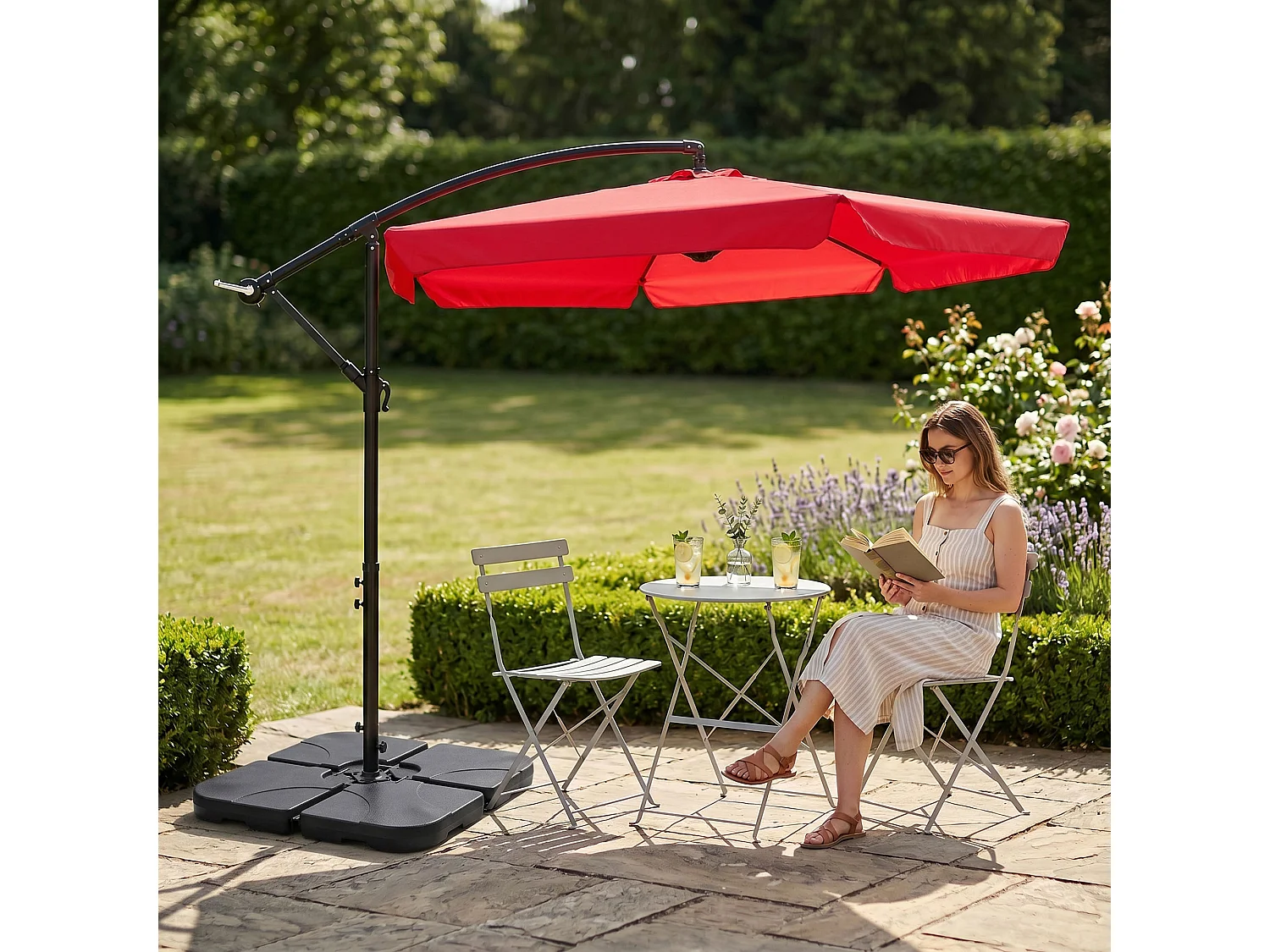 Tuinparasol CYNIA / Zweefparasol Met Voet / Verstelbare Hoogte / UV-bescherming, Waterdicht / Rood / 300 x 300 x 245 cm