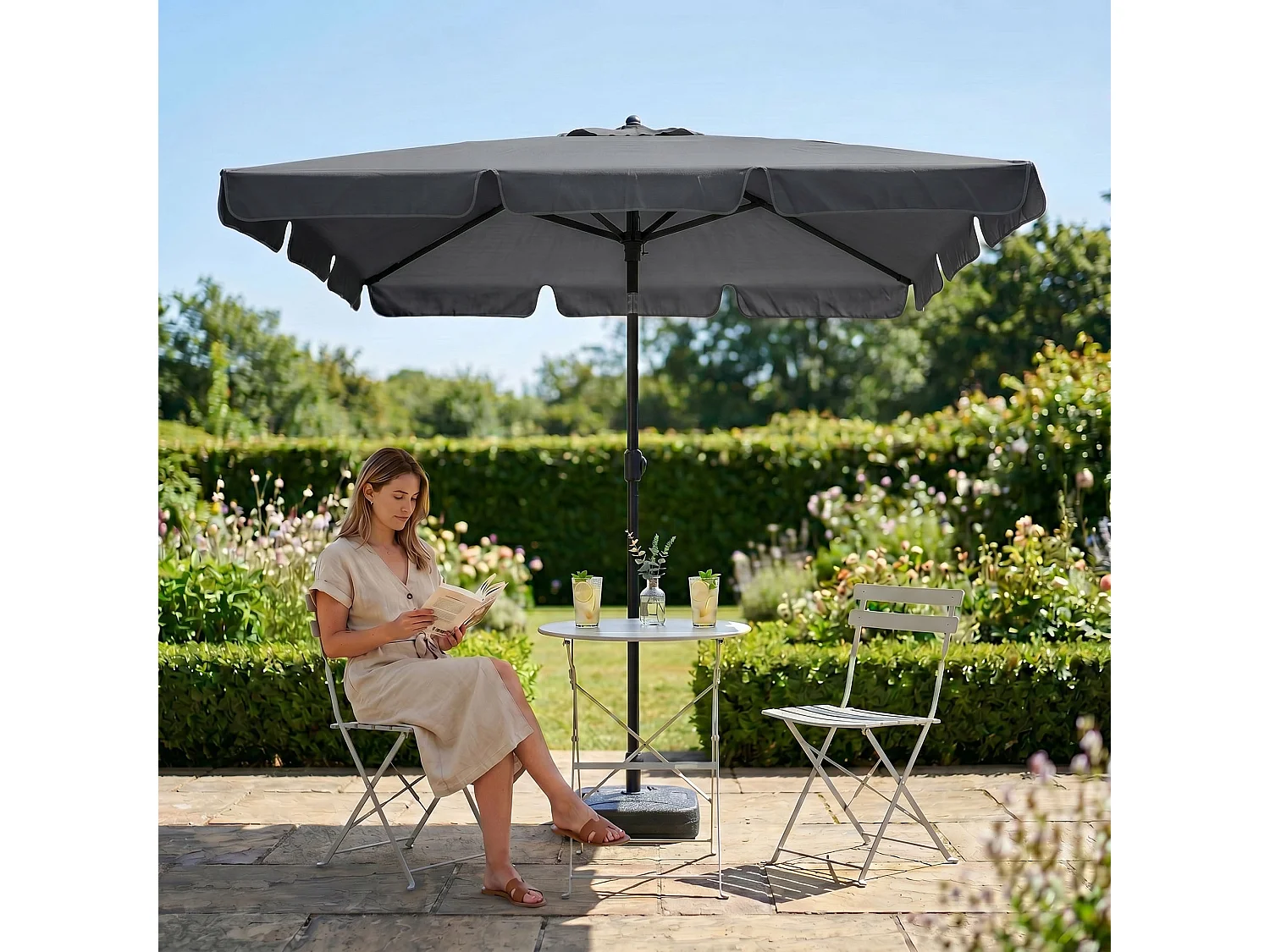 Sombrilla de jardín FLOKS con protección UV Gris Oscuro peso 2,8 kg dimensiones 200x123x235 cm