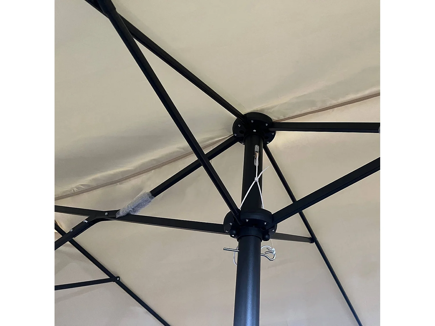 Parasol double de jardin TILIA en beige, Poids 12,3 kg Dimensions L460 x l270 x H245 cm