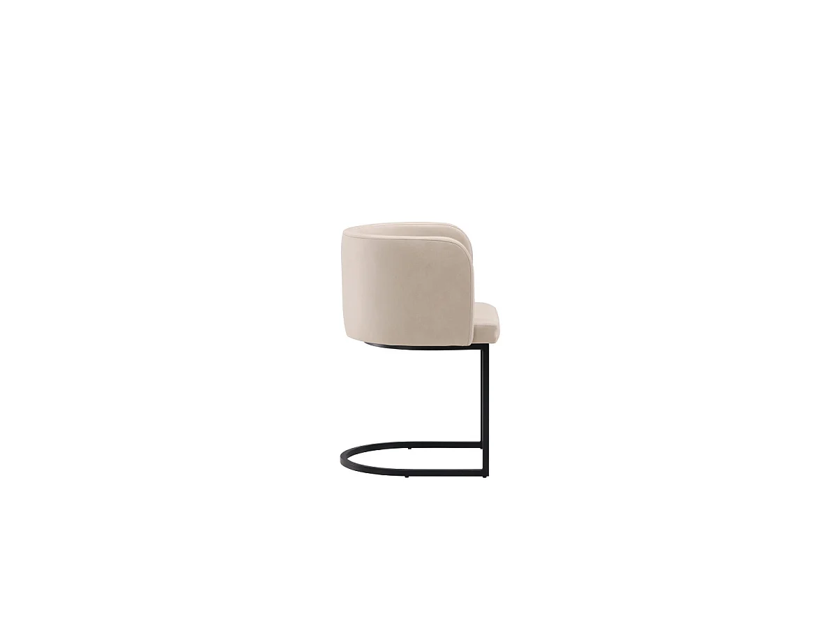 Simrishamn eetkamerstoel met armleuningen beige.