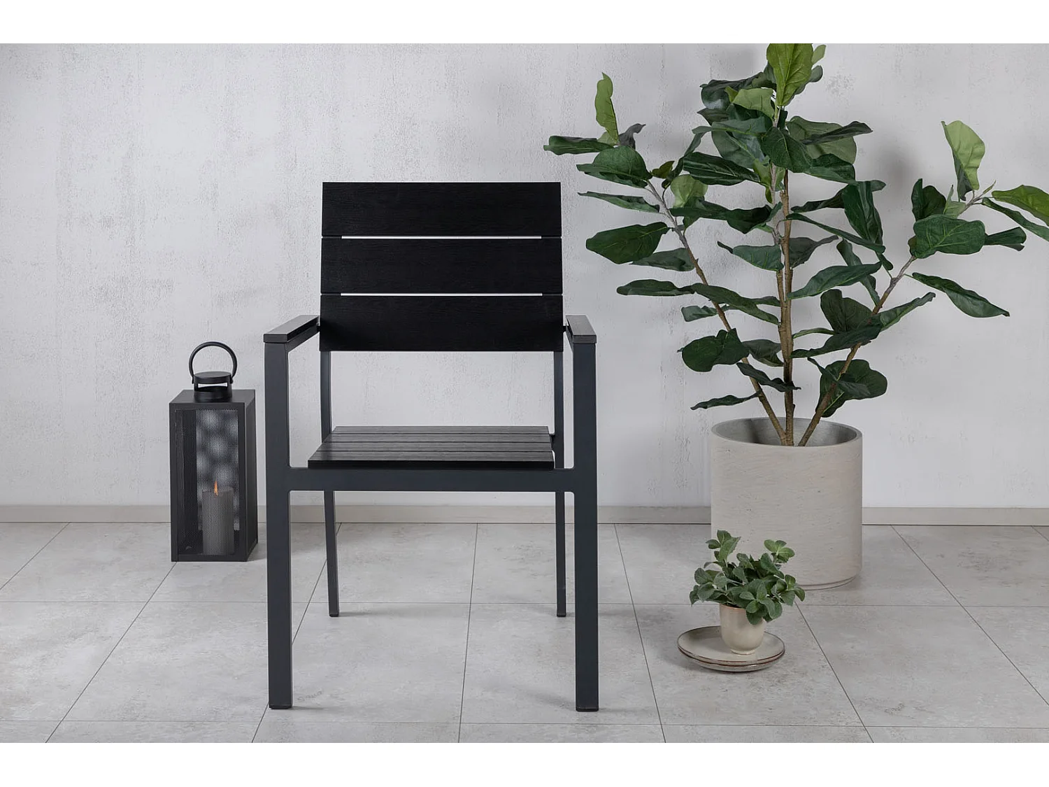 Levels tuinstoel stapelbaar zwart.