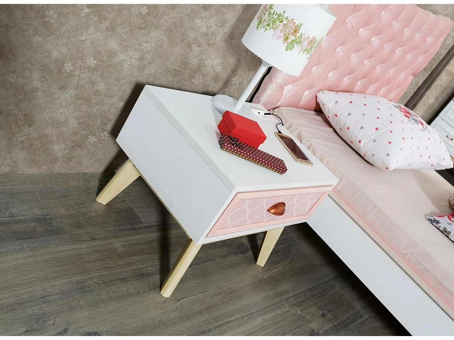 Kinderzimmer Luxus Bett Nachttisch Rosa Set Möbel Design 2tlg. Konsole (Bett/Nachttisch)