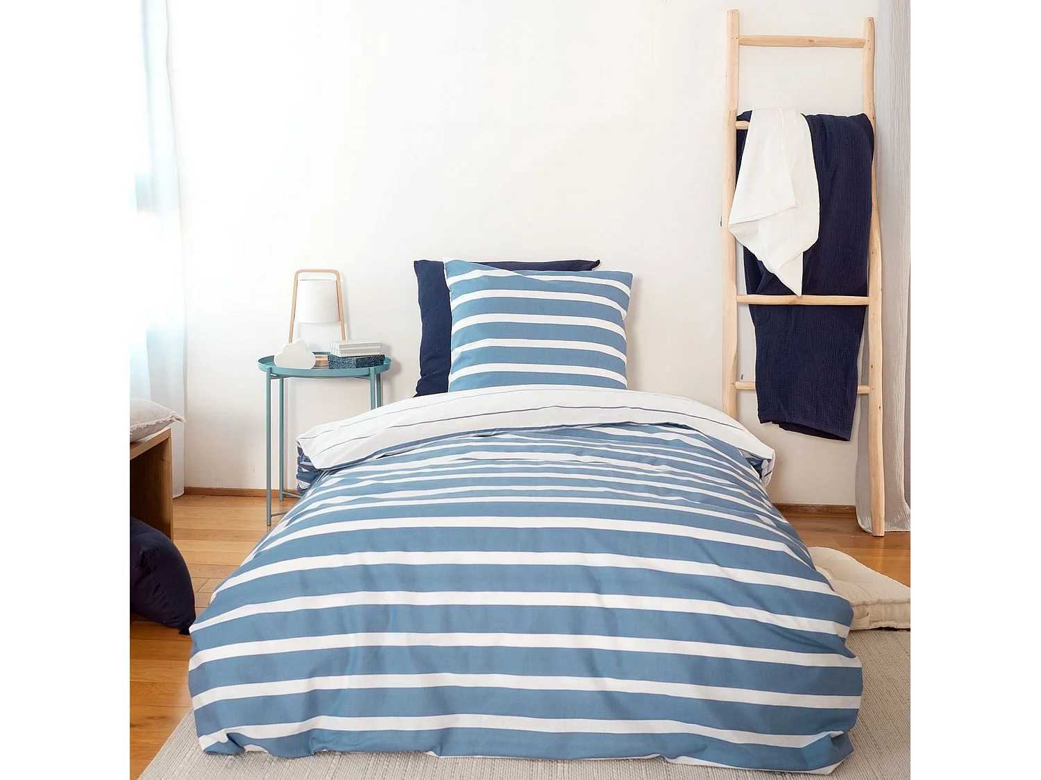 Housse de couette 240x260 + 2 taies d'oreiller 63x63 Coton Stripes