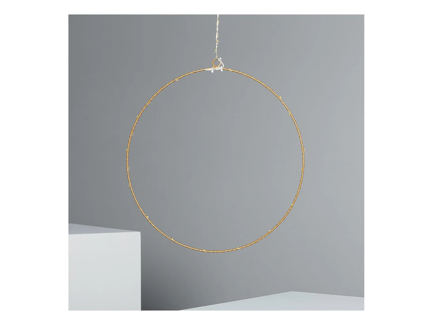 Anneau avec Guirlande lumineuse LED Hoop  Doré