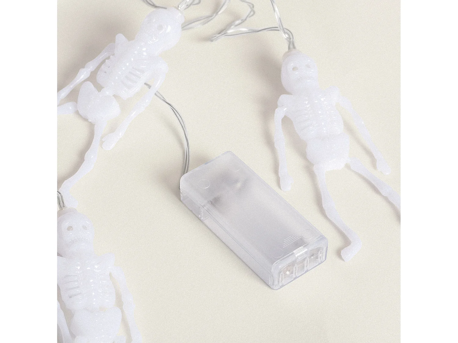Ghirlanda LED Scheletri di Halloween con Batteria 1,65m Bianco Caldo 2700K