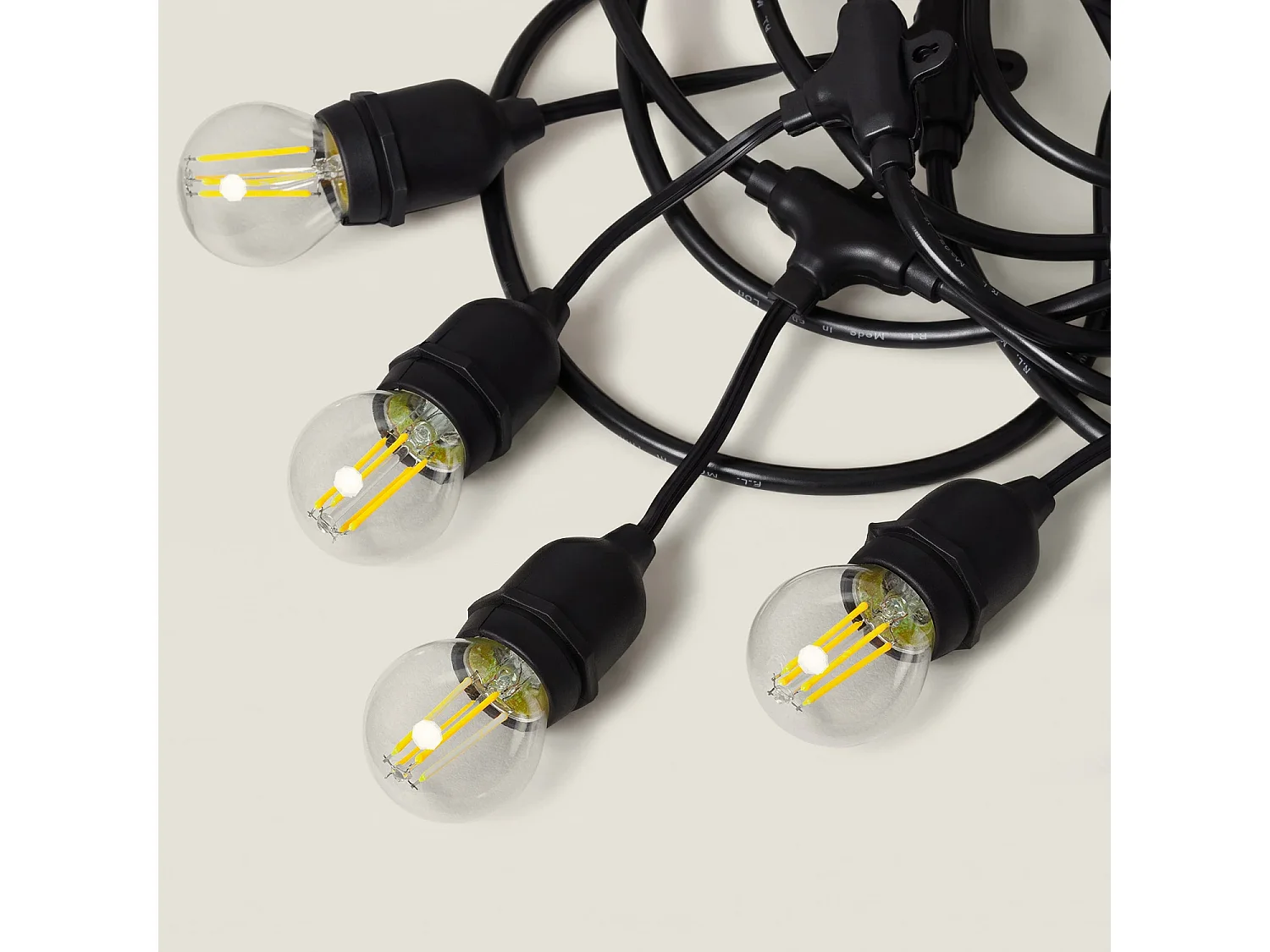 Kit Guirlande Waterproof 5.5m Noire + 8 Ampoules LED E27 Filament 4W 2700K Blanc chaud