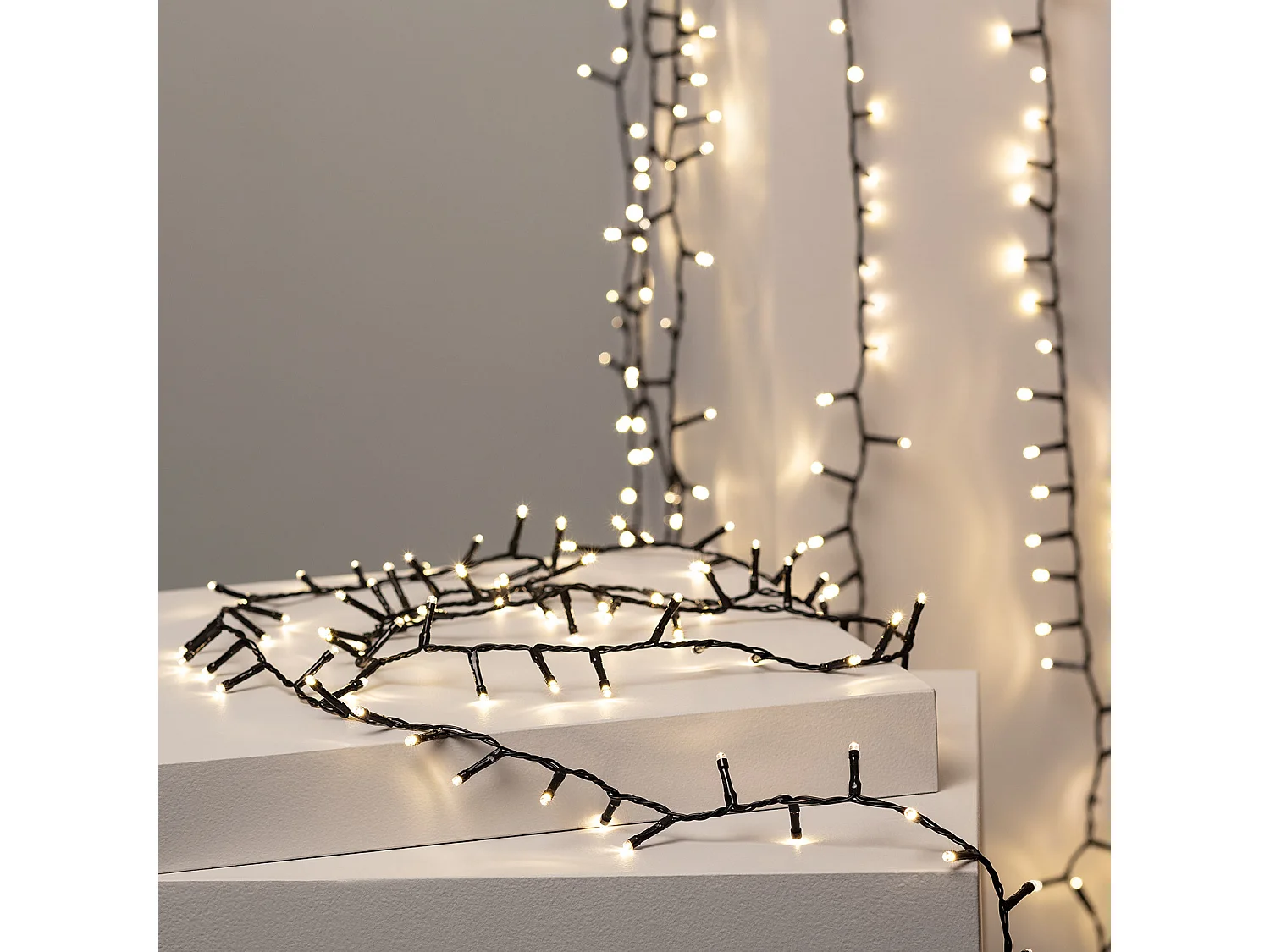 Ghirlanda Cavo LED Classic Nero 35m 3000K Bianco Caldo