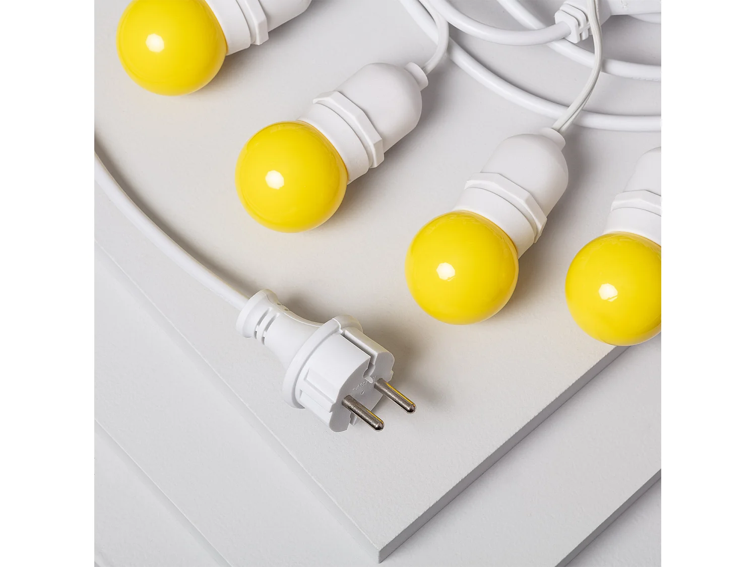 Guirnalda Exterior con Bombillas LED E27 5.5m IP65 Blanco Amarillo