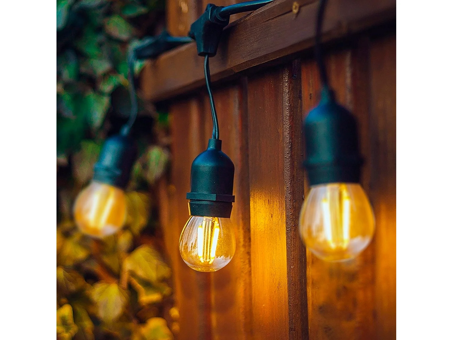 Guirnalda Exterior con Bombillas LED E27 Filamento 5.5m IP65 Negro 4000K Blanco Neutro