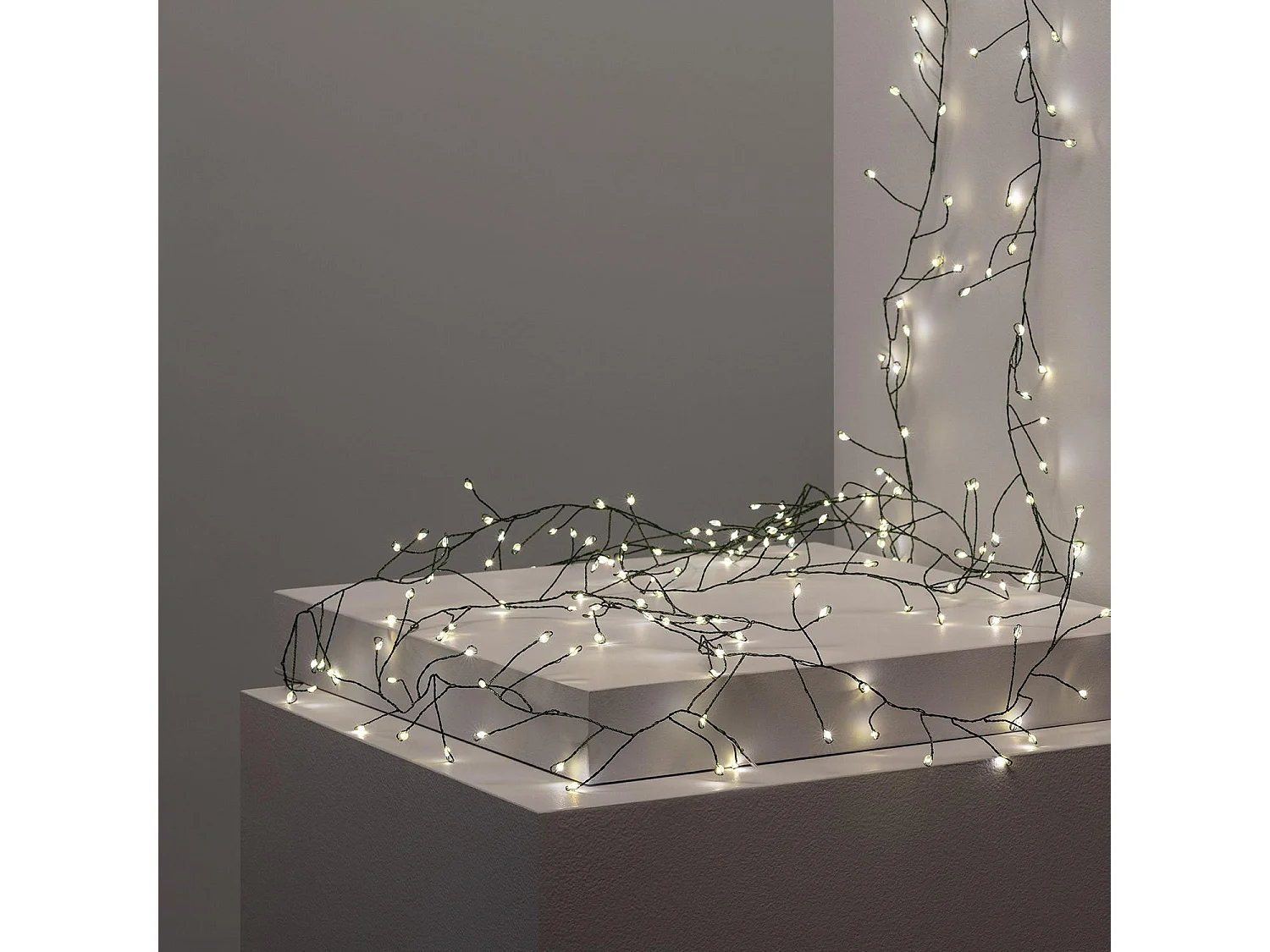 Ghirlanda per Esternio LED Piner 6m 3000K Bianco Caldo