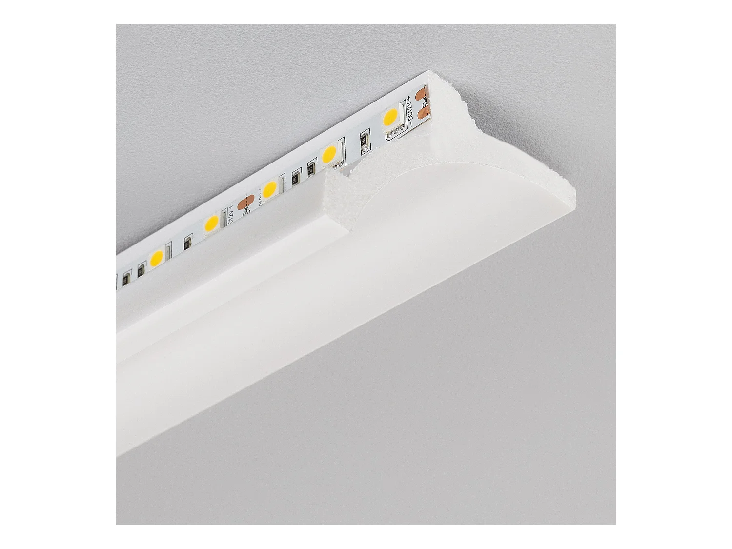 Moulure Arc 2m pour Ruban LED Blanc