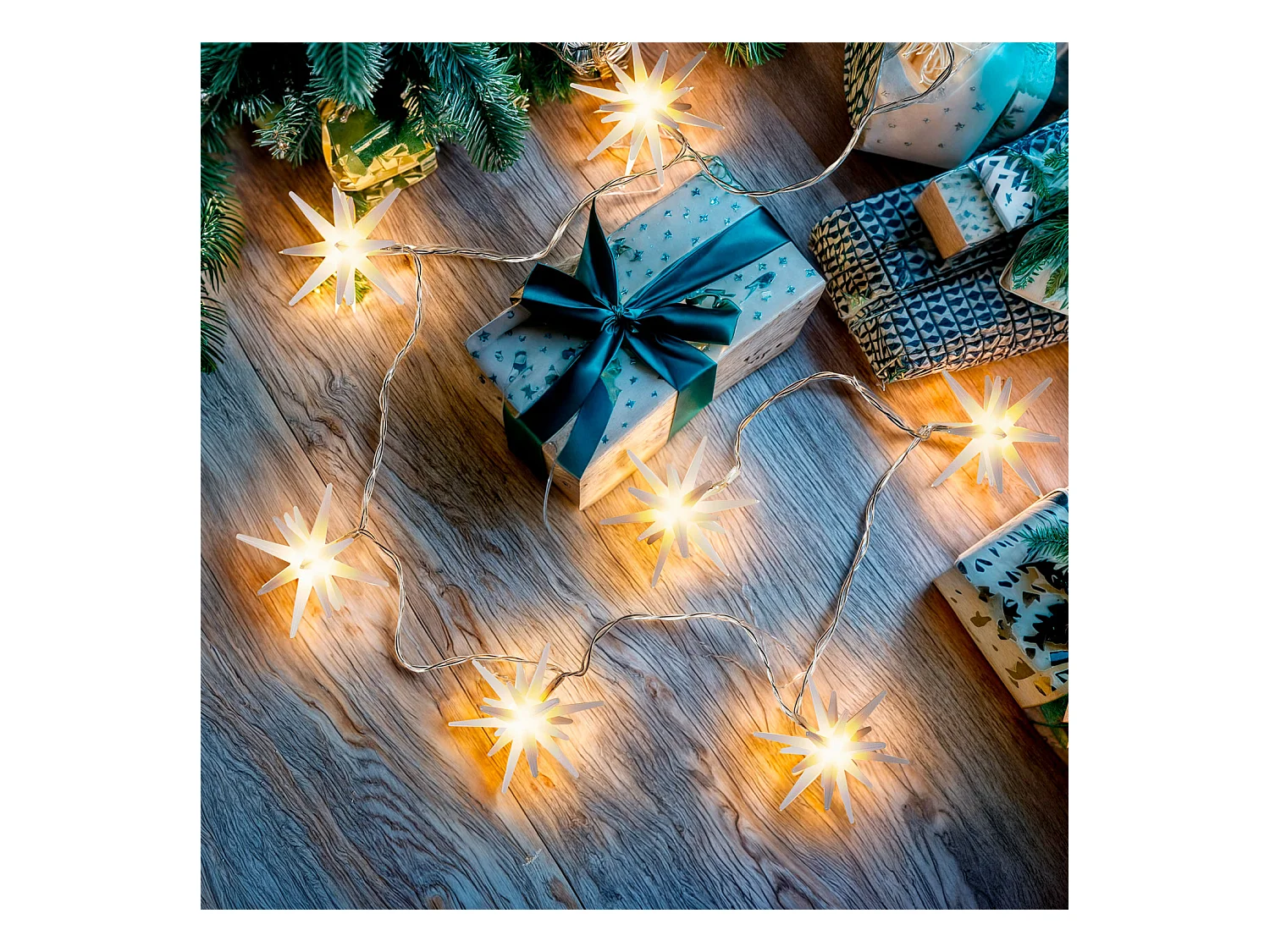 Guirlande LED Etoiles à Piles 1.4m Blanc