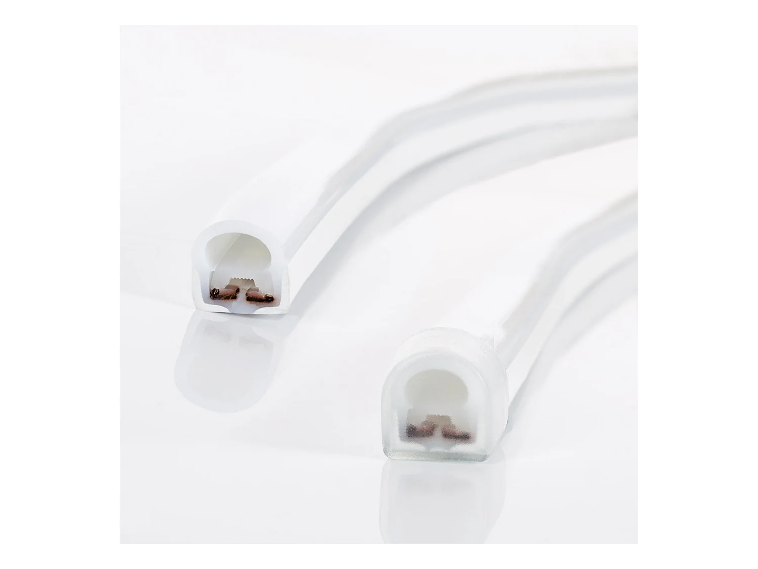 Striscia LED Neon Regolabile 220V Bianco Naturale Semicircolare 180 7.5W/m IP67 Taglio 100cm 15 m