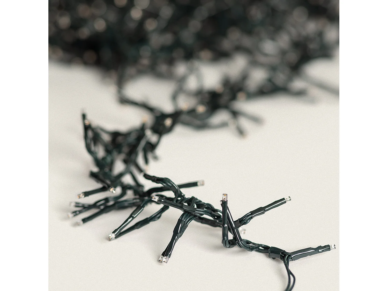 Extension 5.5 m pour Rideaux Guirlande LED Extérieurs Câble Noir Racimo 2700K Blanc chaud