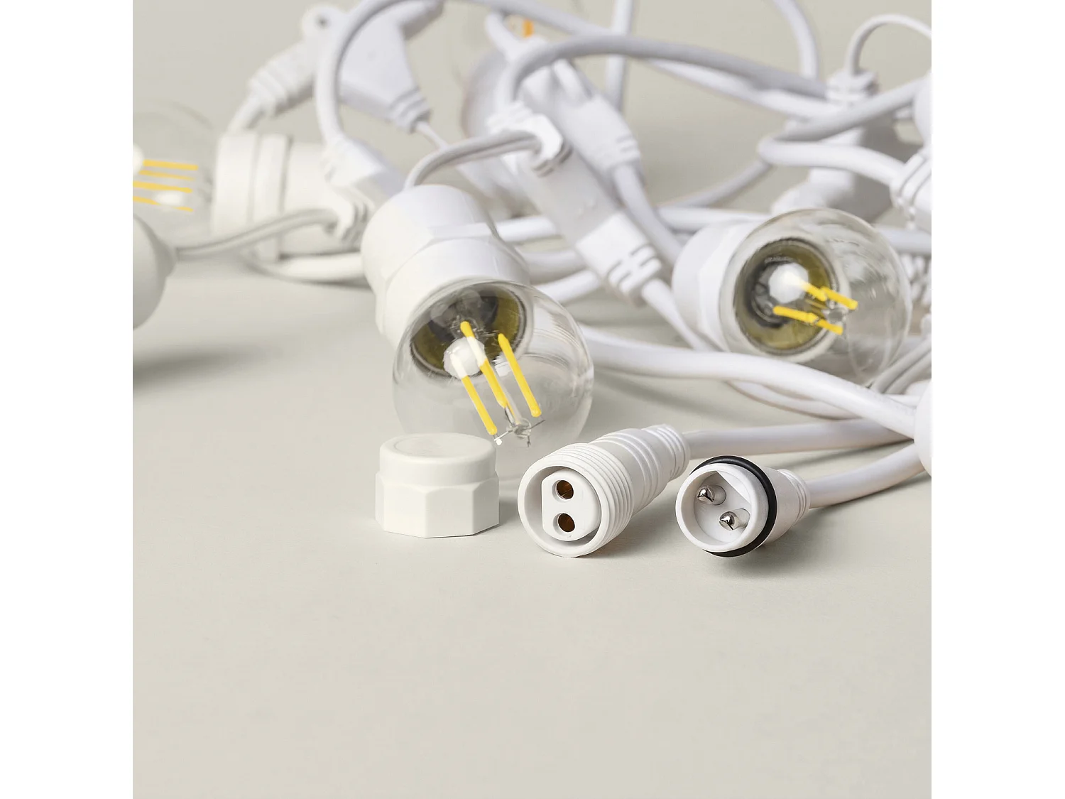 Kit Guirlande Waterproof 5.5m Blanche + 8 Ampoules LED E27 Filament 4W 4000K Blanc neutre
