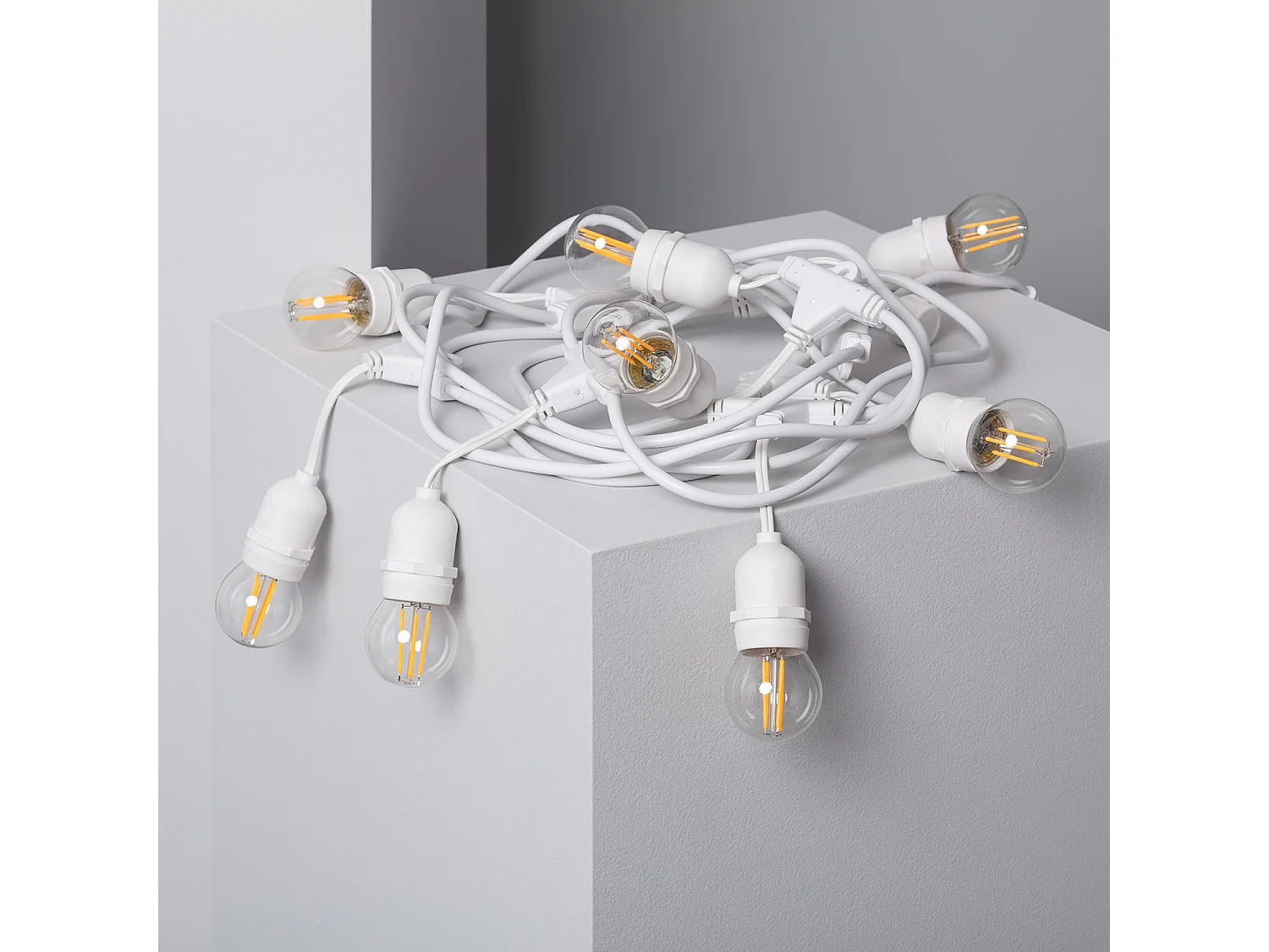 Kit Ghirlanda Waterproof 5.5m Bianco + 8 Lampadine LED E27 Filamento 4w 2700K Bianco Caldo
