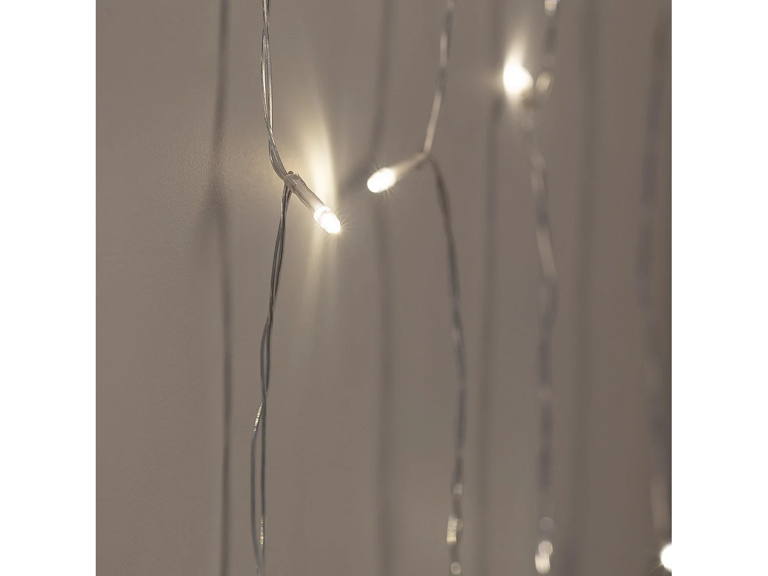 Guirlande LED Extérieure à Piles pour Parasol 2m  3000K Blanc chaud