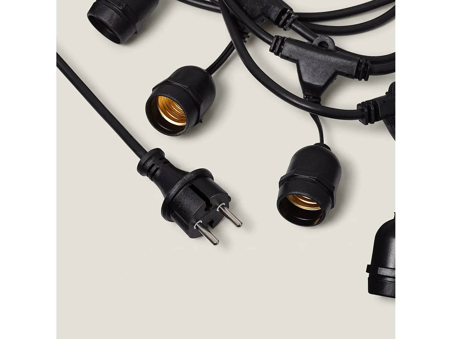 Ghirlanda per Esterni Waterproof con 8 Portalampade E27 5.5m Nero IP65 Nero