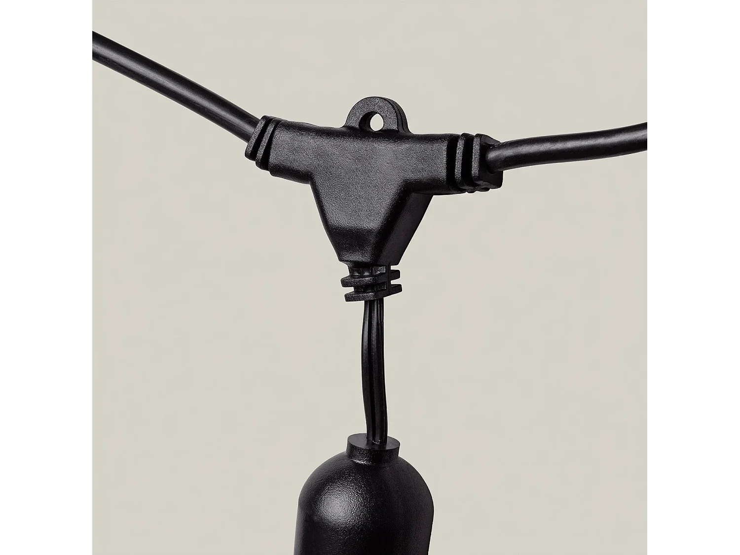 Ghirlanda per Esterni Waterproof con 8 Portalampade E27 5.5m Nero IP65 Nero