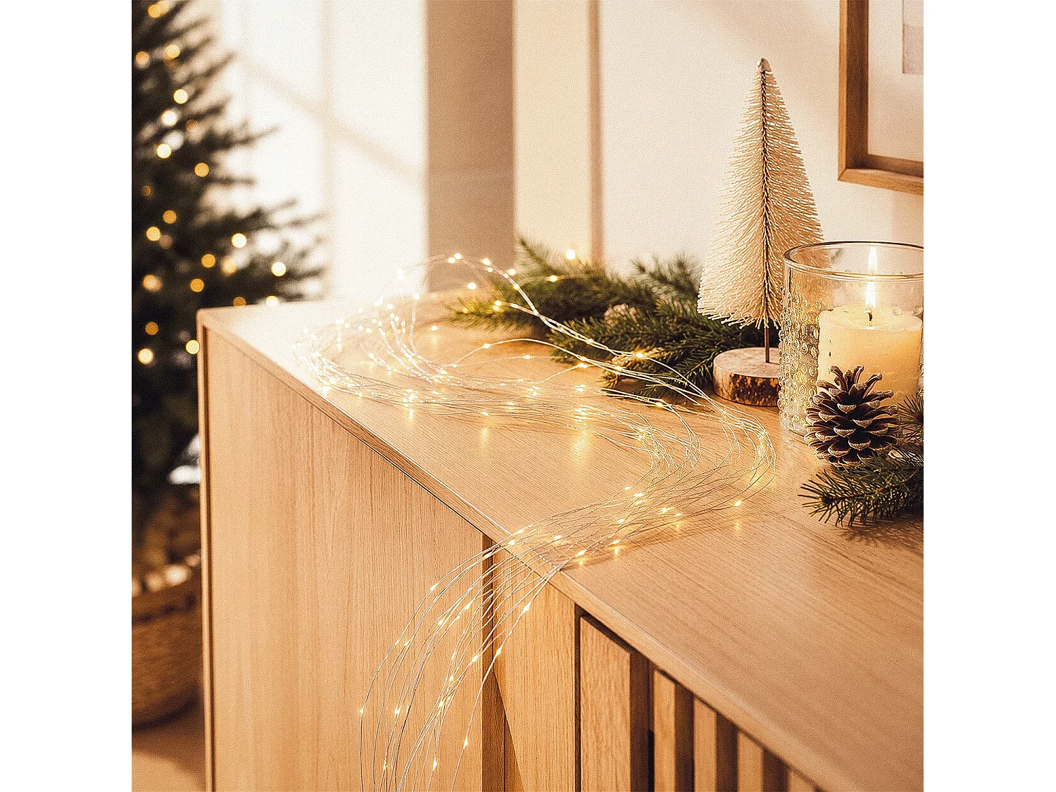Ghirlanda Filo Metallico LED Jelendi 2m 3000K Bianco Caldo