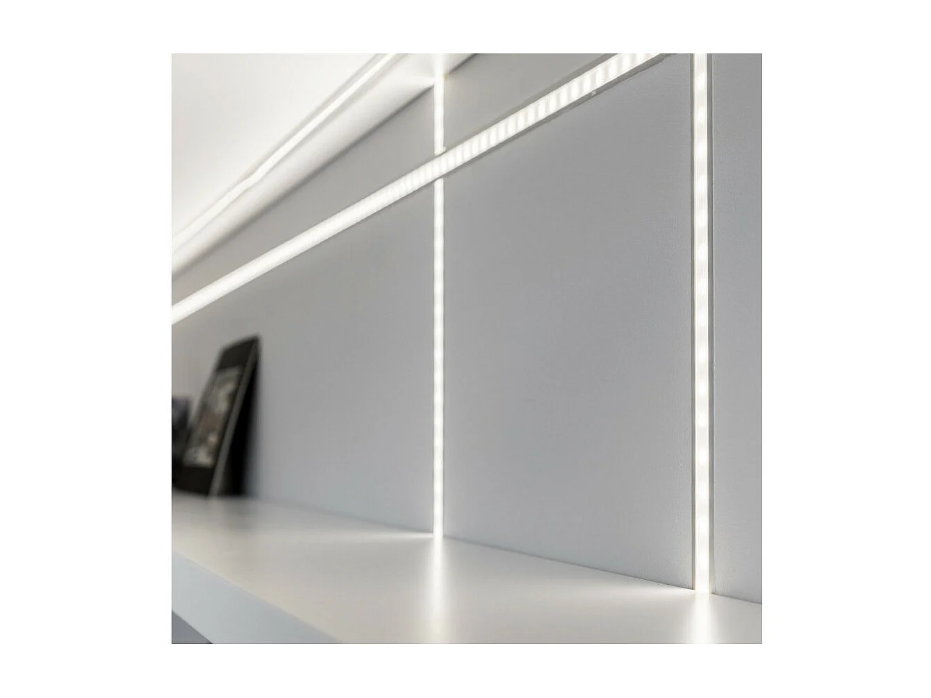 Ruban LED 24V DC 60LED/m 5m IP20 Largeur 10mm CRI90 Expert Color Coupe tous les 10cm  Blanc Neutre 4000K - 4500K