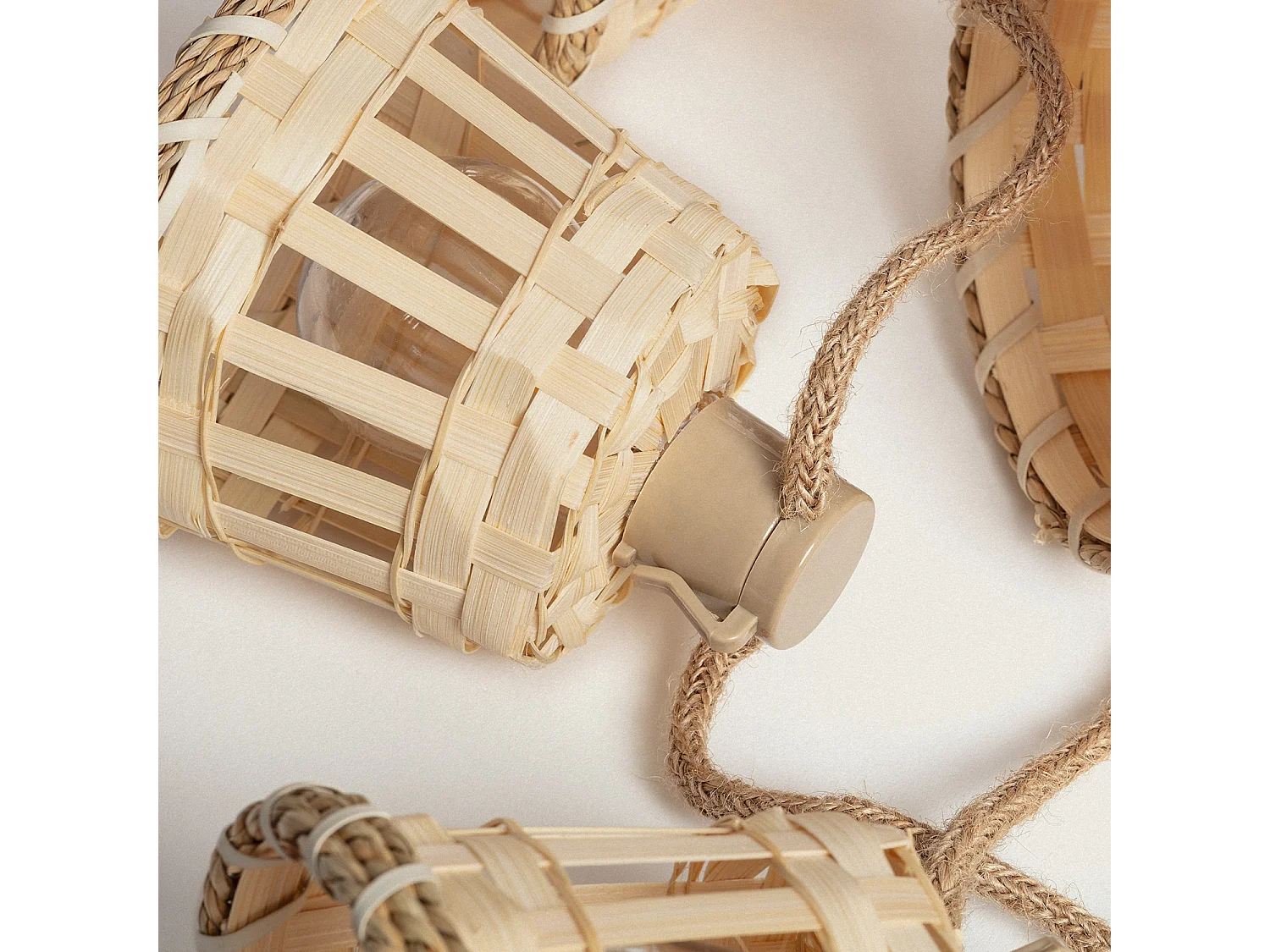 Ghirlanda LED Per Esterni con Batteria Baloo 7m Naturale