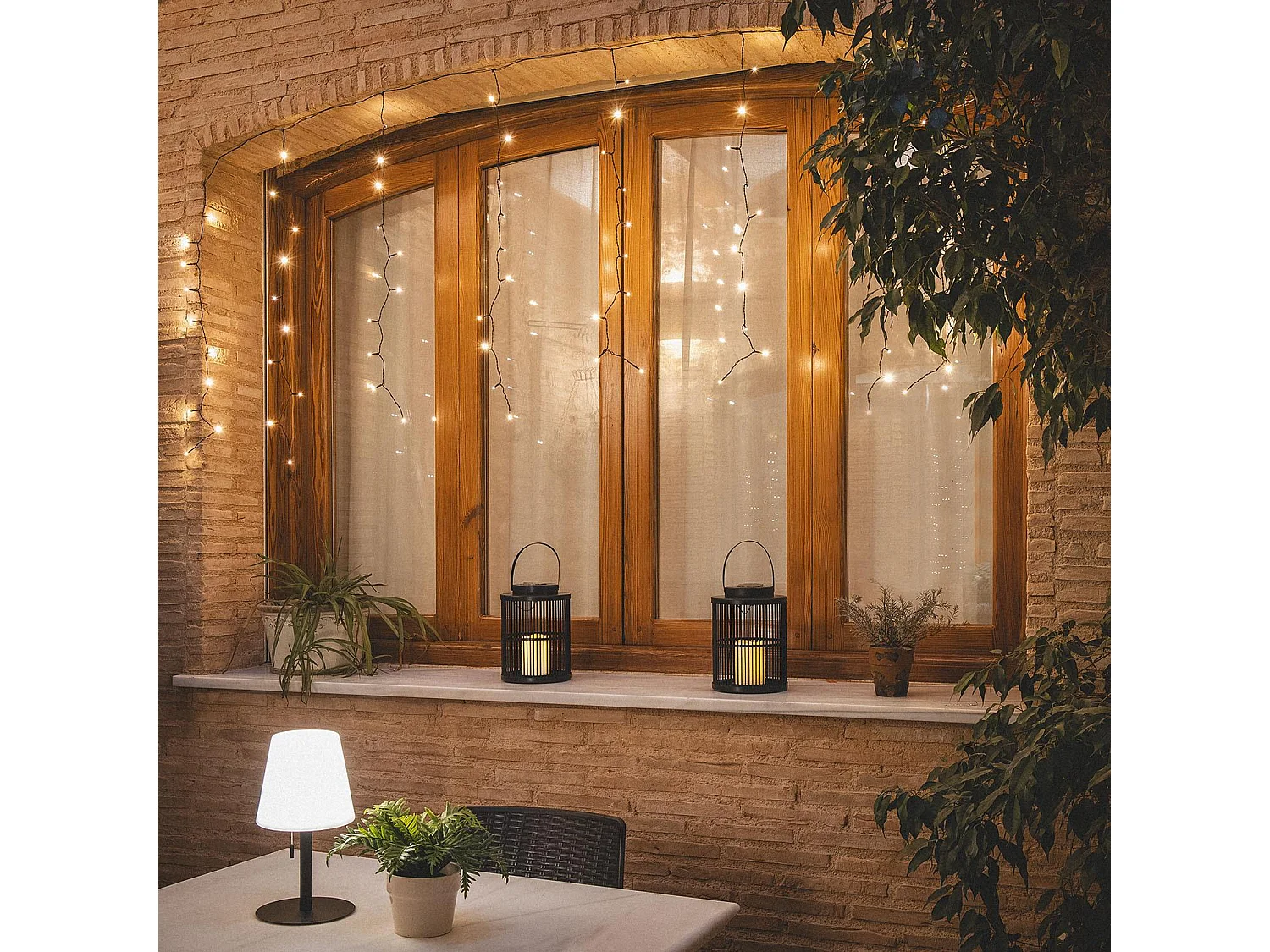 Rideau de Guirlande LED 3m Short Noir 3000K Blanc chaud