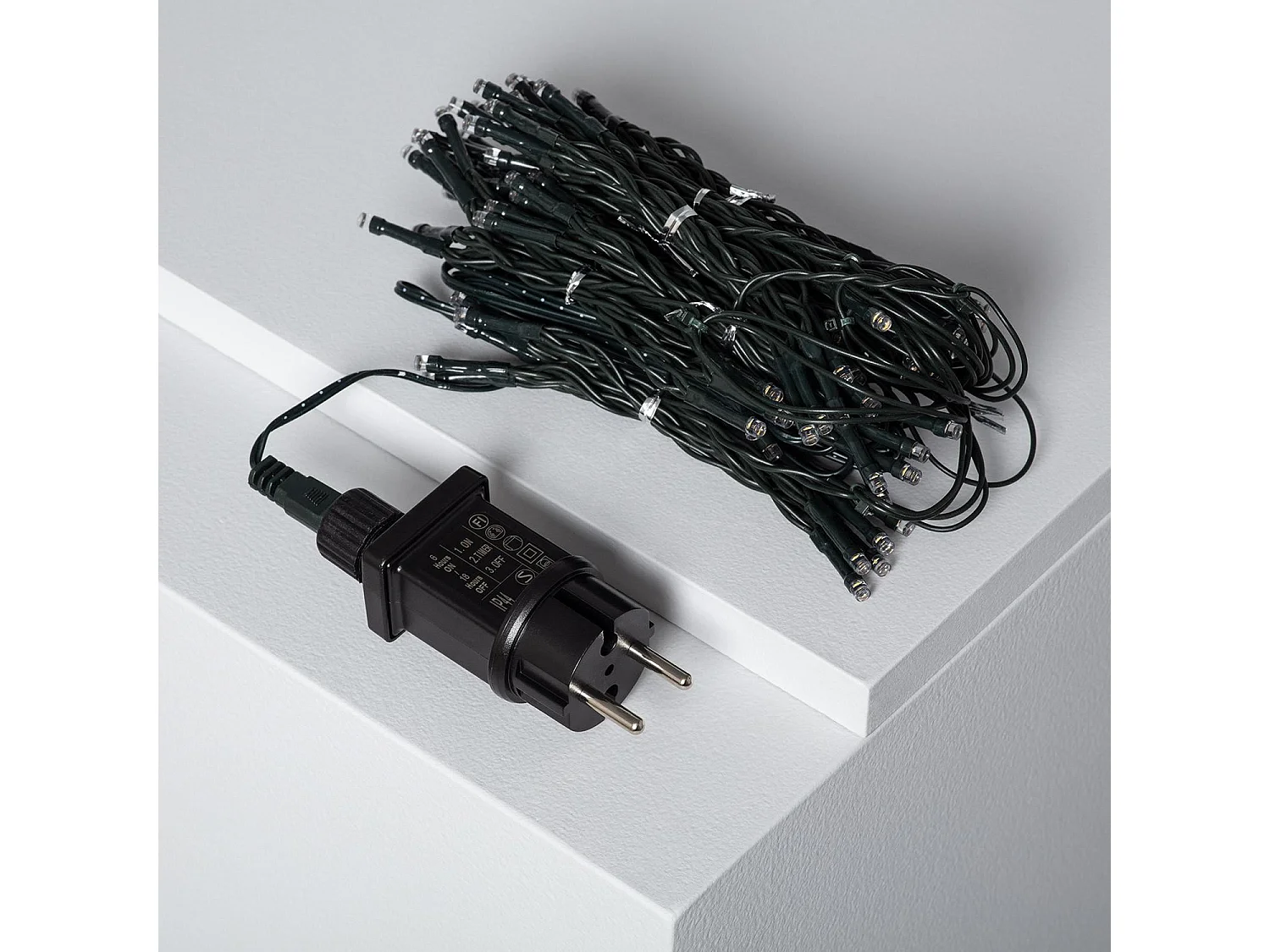 Cortina de Guirnaldas LED 3m Short Negro 3000K Blanco Cálido