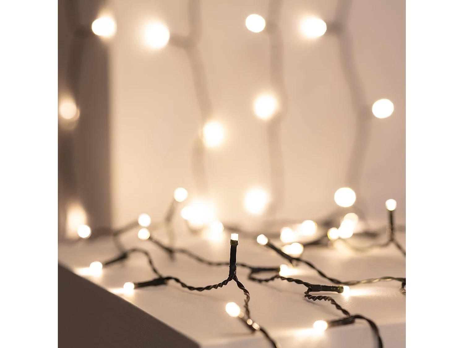 Tenda di Ghirlanda LED 3m Short Nera 3000K Bianco Caldo